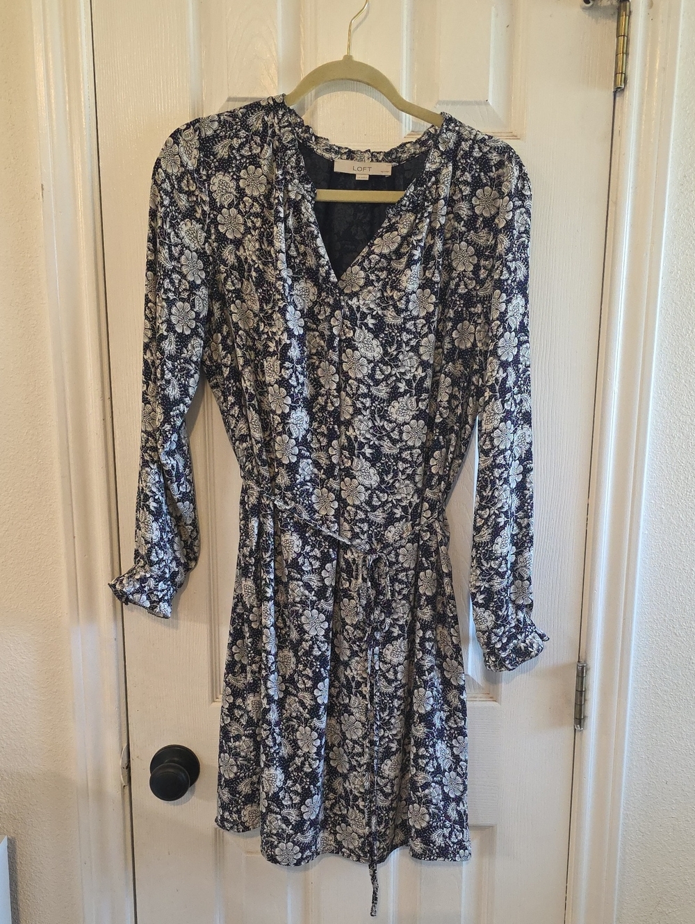 LOFT Navy and White Floral Long Sleeve Dress